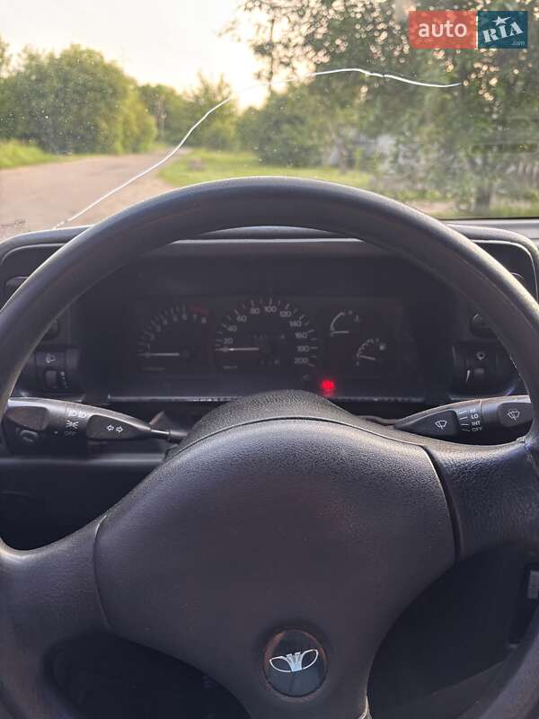Седан Daewoo Nexia 2006 в Прилуках