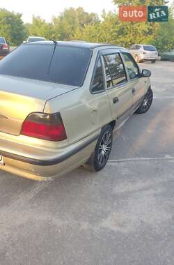 Седан Daewoo Nexia 2006 в 