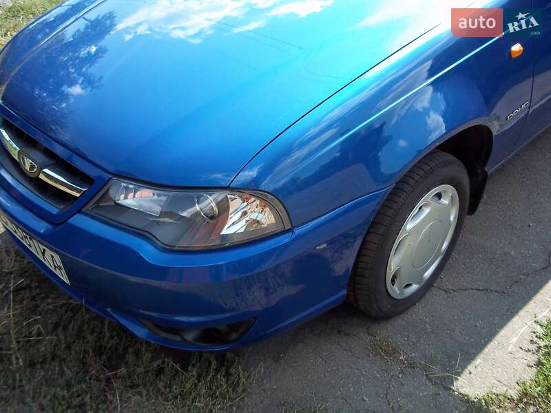 Седан Daewoo Nexia 2008 в Кривом Роге