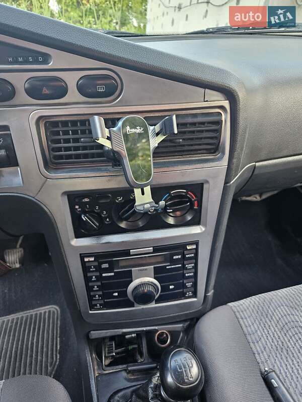 Седан Daewoo Nexia 2011 в Могилев-Подольске