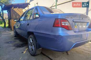 Седан Daewoo Nexia 2009 в 
