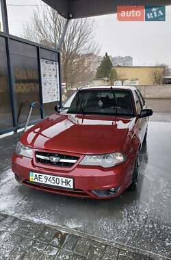 Седан Daewoo Nexia 2012 в 