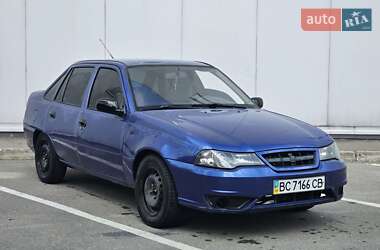 Седан Daewoo Nexia 2008 в 