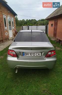 Седан Daewoo Nexia 2010 в 