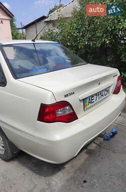 Седан Daewoo Nexia 2008 в 