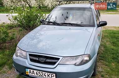Седан Daewoo Nexia 2011 в Киеве