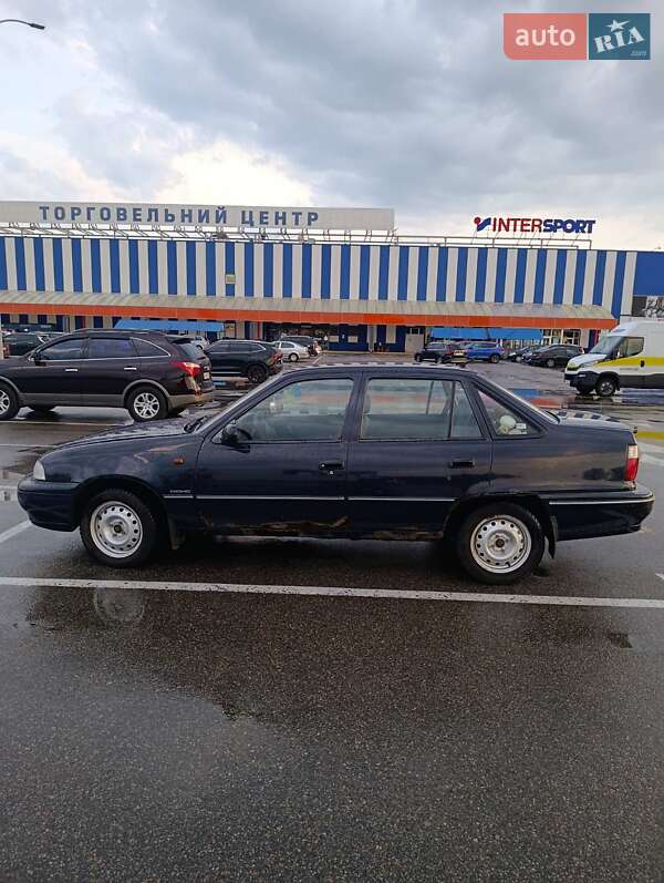 Седан Daewoo Nexia 2007 в Киеве