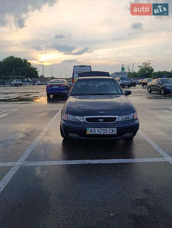 Седан Daewoo Nexia 2007 в Киеве