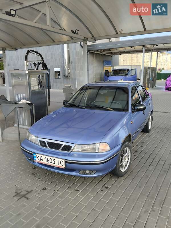Седан Daewoo Nexia 2007 в Киеве