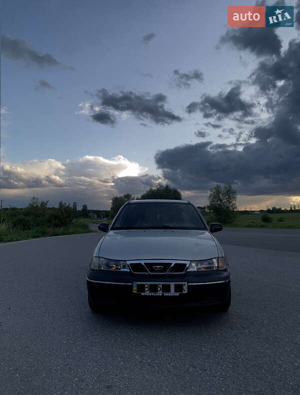 Седан Daewoo Nexia 2008 в Чернигове
