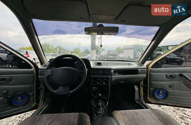 Седан Daewoo Nexia 2006 в 