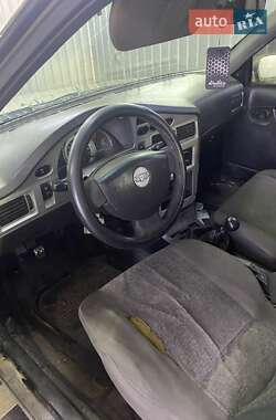 Седан Daewoo Nexia 2008 в 