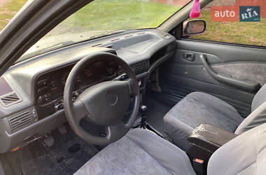 Седан Daewoo Nexia 2008 в 