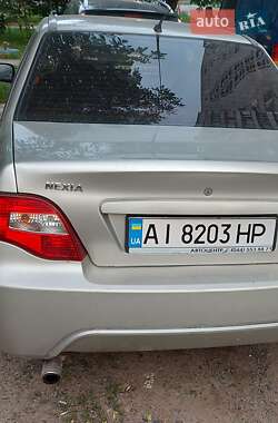 Седан Daewoo Nexia 2008 в 