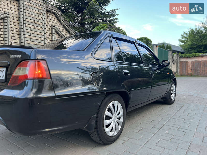 Седан Daewoo Nexia 2012 в Могилев-Подольске