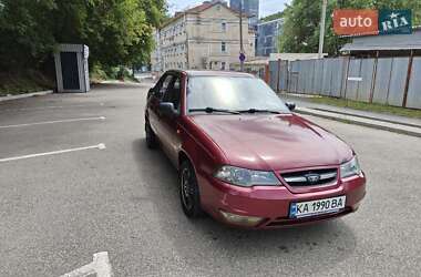 Седан Daewoo Nexia 2010 в Киеве