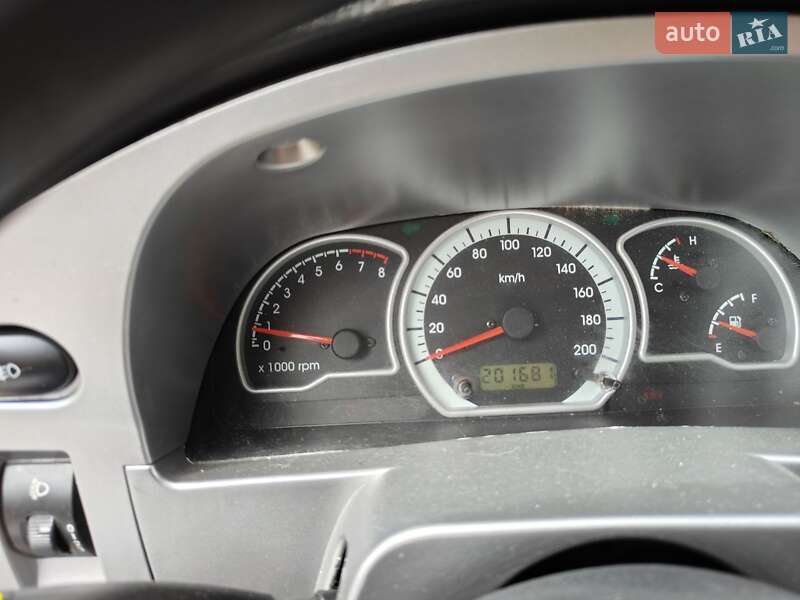 Седан Daewoo Nexia 2010 в Киеве фото 11 Седан Daewoo Nexia 2010 в Киеве