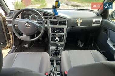 Седан Daewoo Nexia 2014 в 