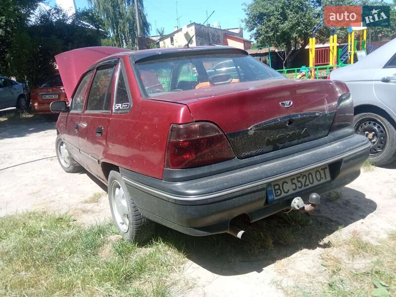 Седан Daewoo Nexia 2007 в Львове
