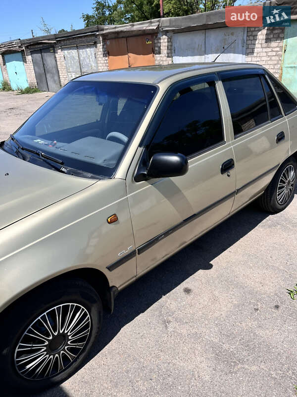 Седан Daewoo Nexia 2006 в Кам'янському