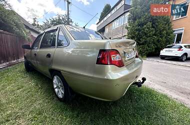 Седан Daewoo Nexia 2008 в 