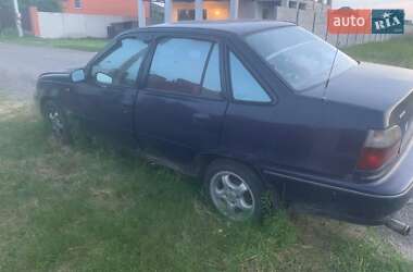Седан Daewoo Nexia 1997 в 
