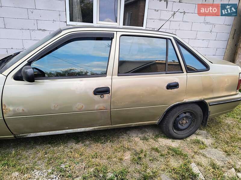 Седан Daewoo Nexia 2006 в Чернигове фото 2 Седан Daewoo Nexia 2006 в Чернигове