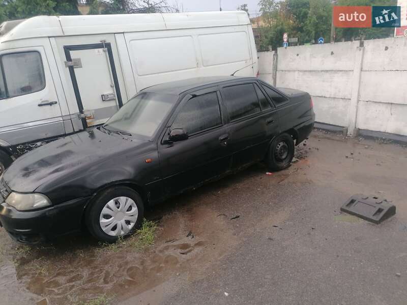 Седан Daewoo Nexia 2012 в 