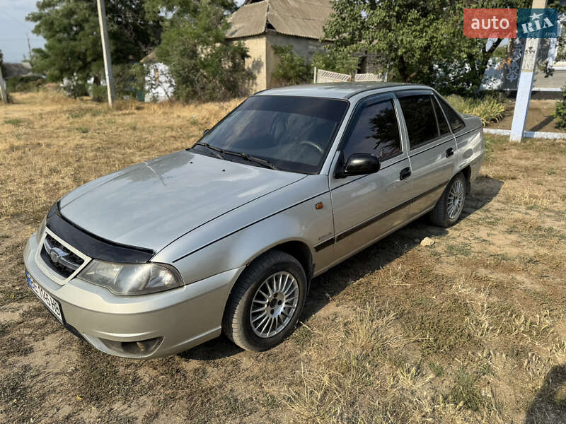 Седан Daewoo Nexia 2008 в Новій Одесі