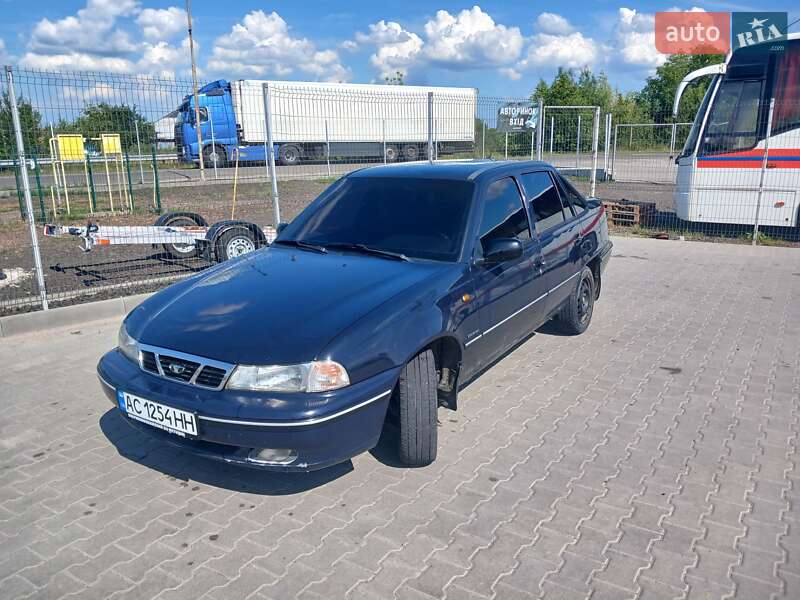 Седан Daewoo Nexia 2008 в Нововолинську