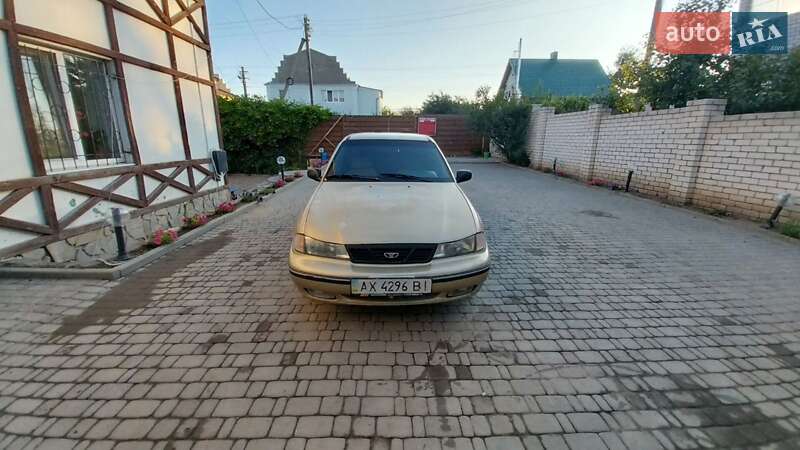 Седан Daewoo Nexia 2008 в Харькове