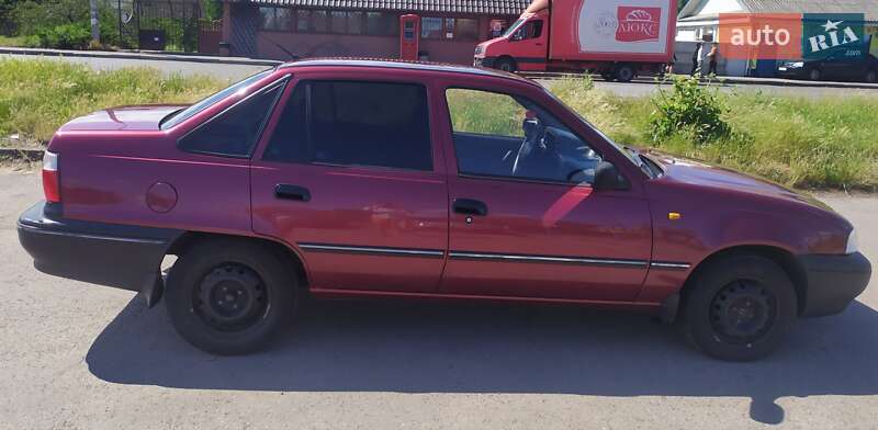 Седан Daewoo Nexia 2007 в Ровно