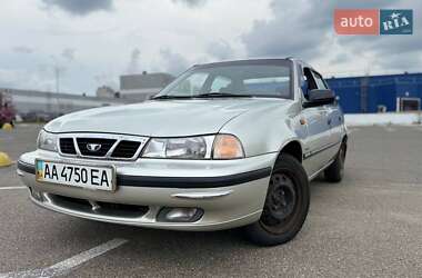 Седан Daewoo Nexia 2007 в Киеве