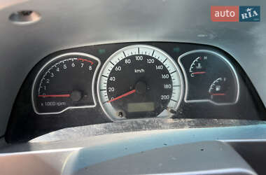 Седан Daewoo Nexia 2011 в 