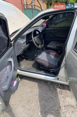 Седан Daewoo Nexia 2008 в 
