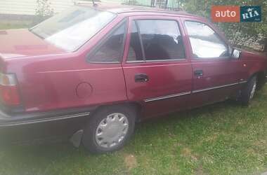 Седан Daewoo Nexia 2007 в 