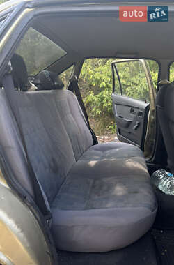 Седан Daewoo Nexia 2011 в 