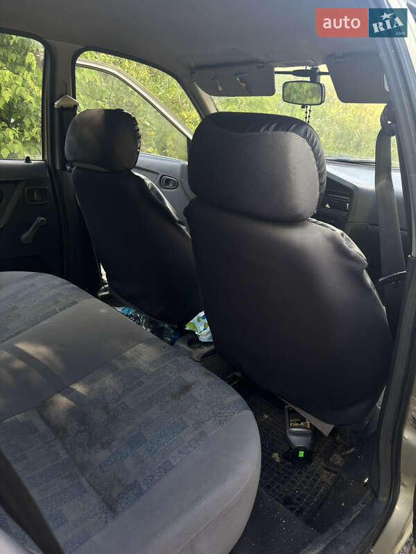 Седан Daewoo Nexia 2011 в Вишневом фото 15 Седан Daewoo Nexia 2011 в Вишневом