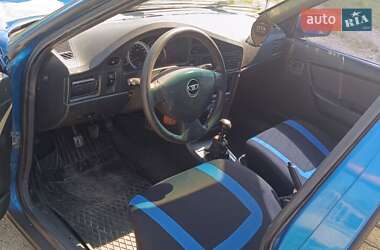 Седан Daewoo Nexia 2012 в 