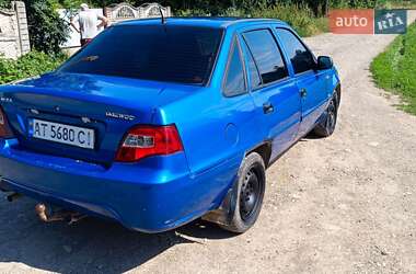 Седан Daewoo Nexia 2012 в 