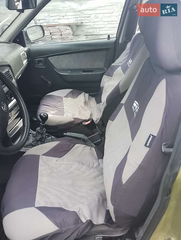 Седан Daewoo Nexia 2011 в Здолбунове