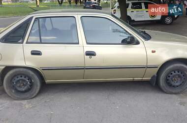 Седан Daewoo Nexia 2008 в 