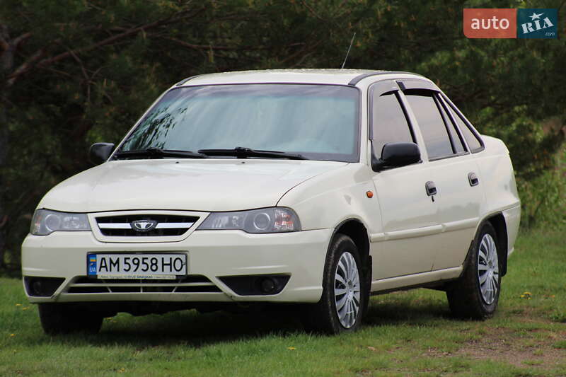 Седан Daewoo Nexia 2012 в Коростене фото 8 Седан Daewoo Nexia 2012 в Коростене