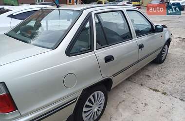 Седан Daewoo Nexia 2008 в 