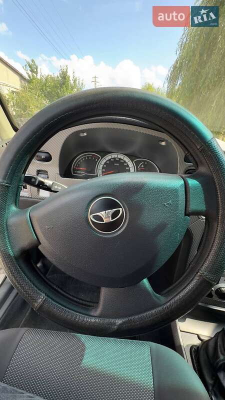 Седан Daewoo Nexia 2012 в Миргороде