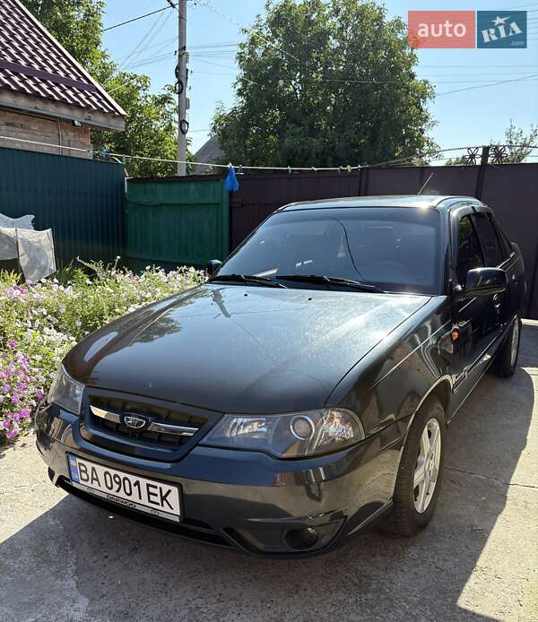 Седан Daewoo Nexia 2012 в Кропивницькому