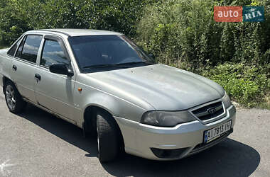 Седан Daewoo Nexia 2008 в 