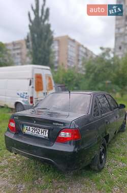 Седан Daewoo Nexia 2008 в 