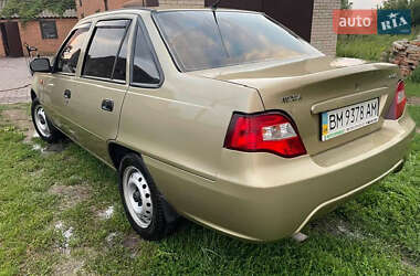 Седан Daewoo Nexia 2008 в Сумах