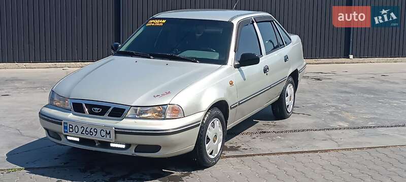 Седан Daewoo Nexia 2008 в Черновцах